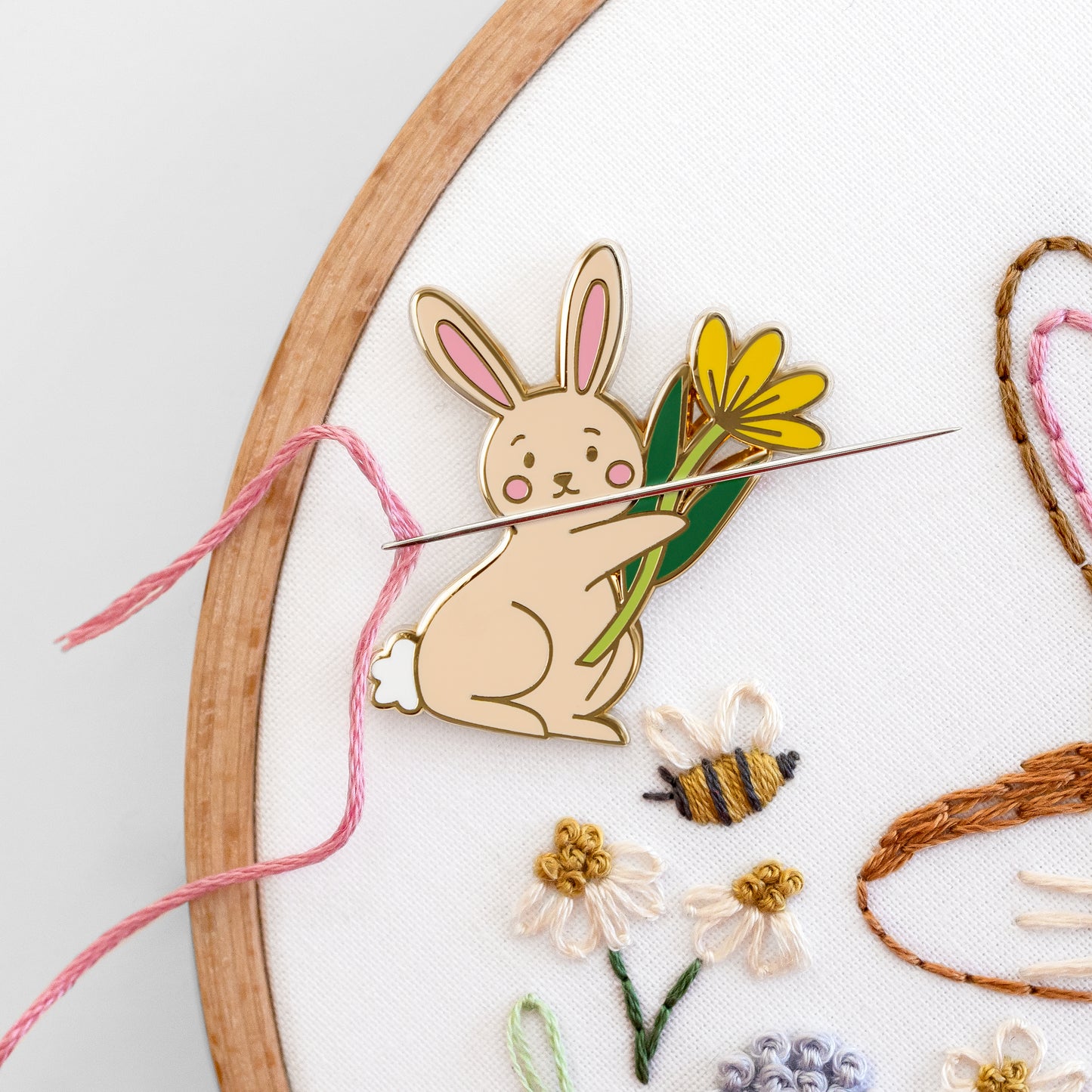Little Bunny Needle Minder