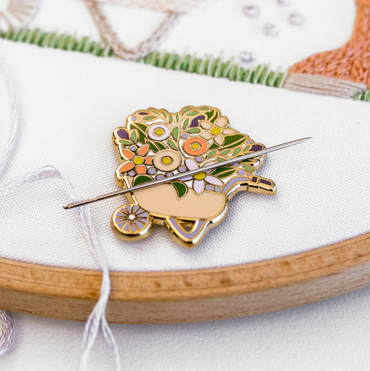 Spring Wheelbarrow Magnetic Needle Minder